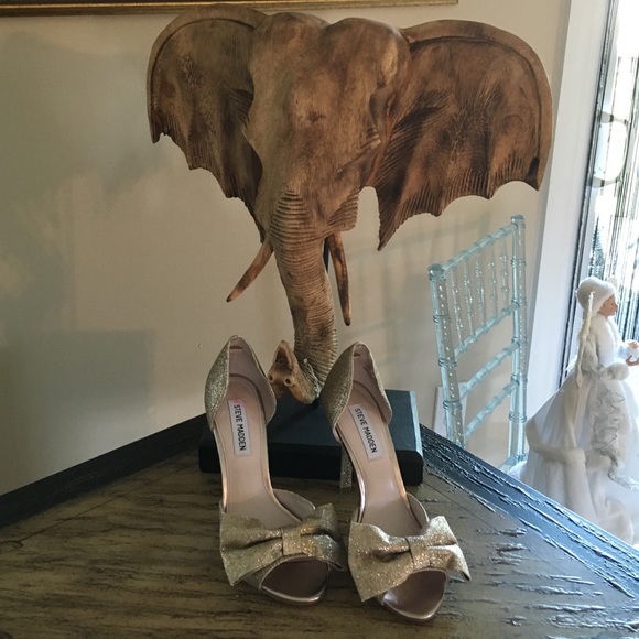 🚨✨✨STEVE MADDEN  GLITTER HEELS✨✨🚨