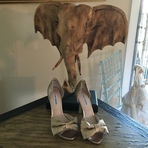 🚨✨✨STEVE MADDEN  GLITTER HEELS✨✨🚨