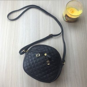 Jessica Simpson Quilted Crossbody Bag