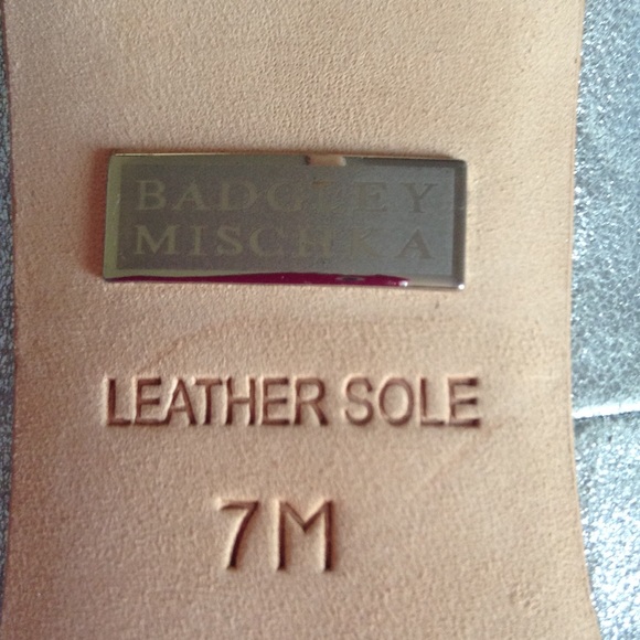 NWT Badgley Mischka heels - size 7 - Picture 4 of 5