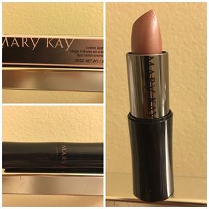 💄Neutral lipstick- Mary Kay Pink Shimmer💄