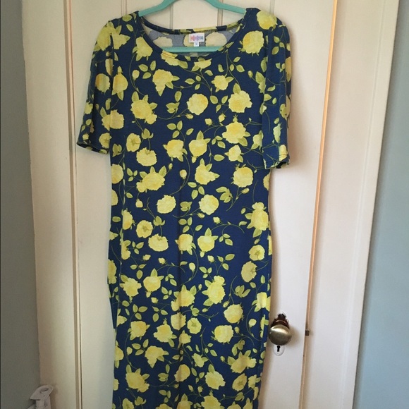 Medium floral Julia