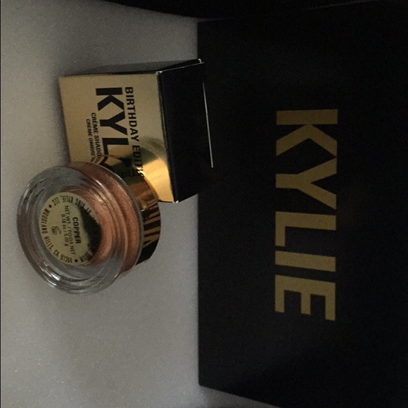 Kylie cosmetics creme shadows - Picture 2 of 2