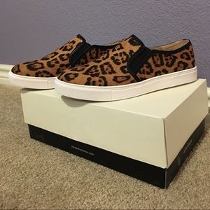 J/Slides leopard sneakers