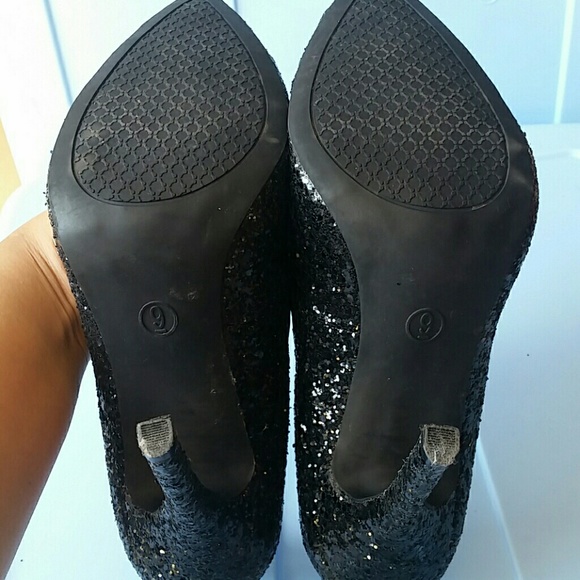 High heels - Picture 3 of 3