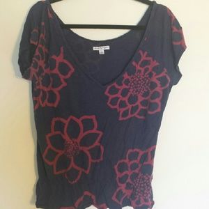 American Eagle loose top size L