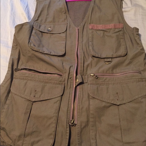 Men's hunting/fishing vest