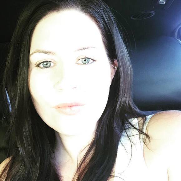 Meet your Posher, Angela - Picture 1 of 1