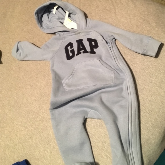 Hooded jump suit
