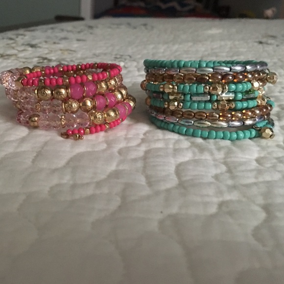 Jewelry - 🎉🎉Fashion bracelets (set of 2)🎉😊