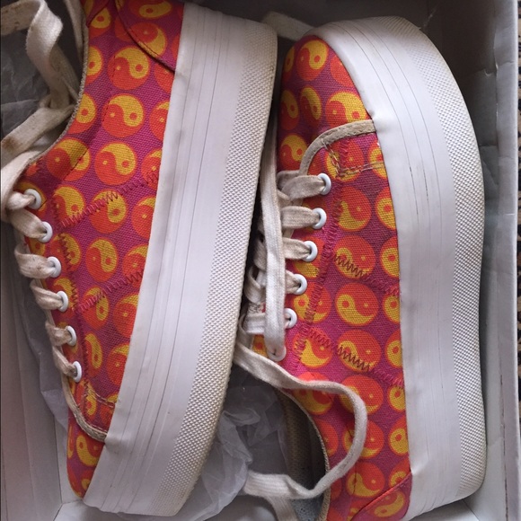 Ying yang zomg platforms