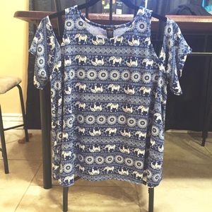 Rue 21 flowing cold shoulder top with elephants