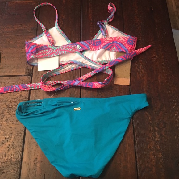 NWT Bathing suit - Picture 3 of 4