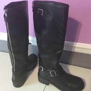 Vegan Leather hits at the knee boots - size 7