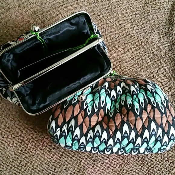 NWT Vera Bradley SIERRA STREAM KissKissCoin Purse - Picture 2 of 2