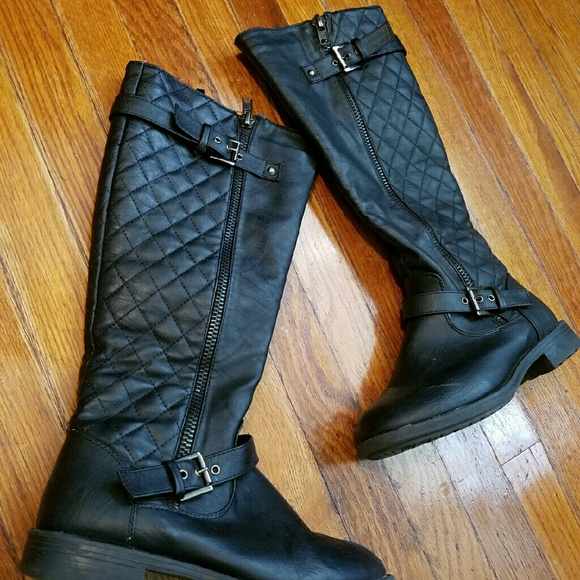 Black boots