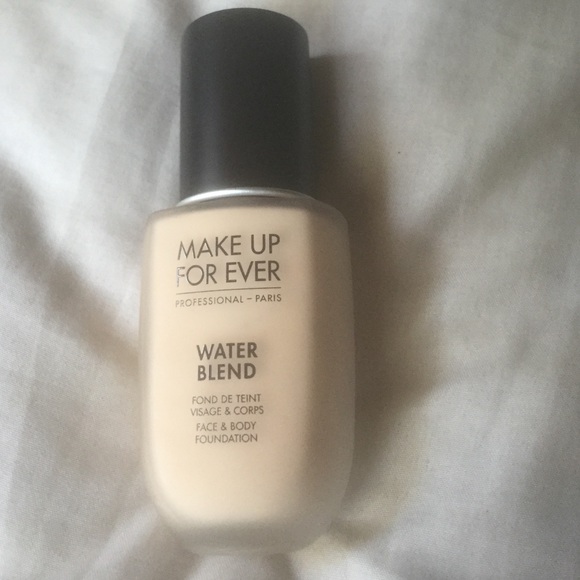 New Makeup Forever Water Blend Foundation Y215
