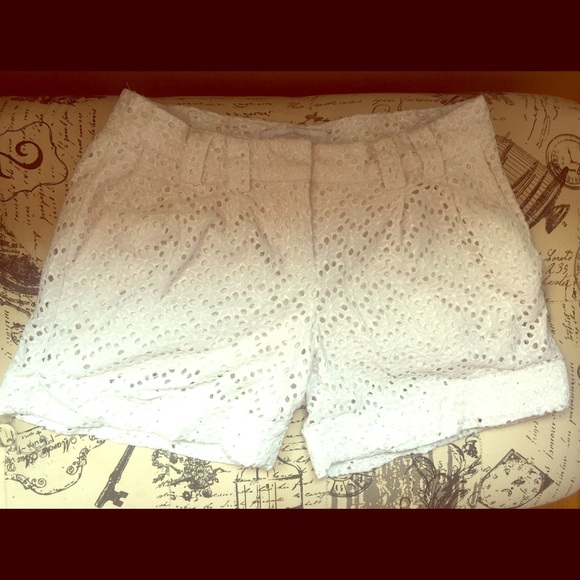 Express crochet shorts - Picture 1 of 1