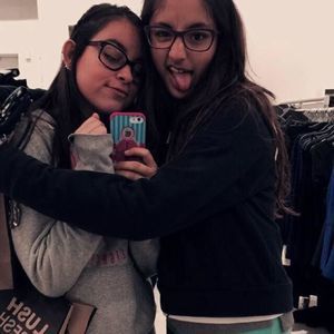 Meet your Posher, Isabella