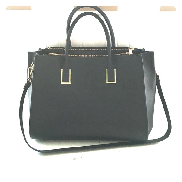 Black h&m purse