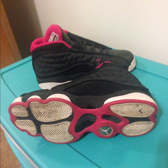 Pink and black Jordan's wore LIGHTLY - Picture 2 of 3