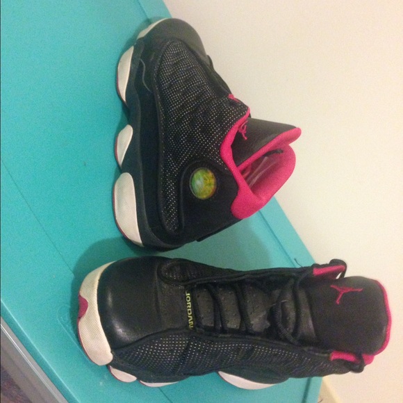 Pink and black Jordan's wore LIGHTLY - Picture 3 of 3