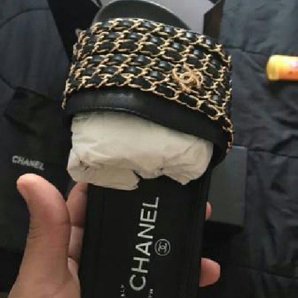 Chanel woman slides