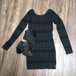 Tribal body con Billabong dress