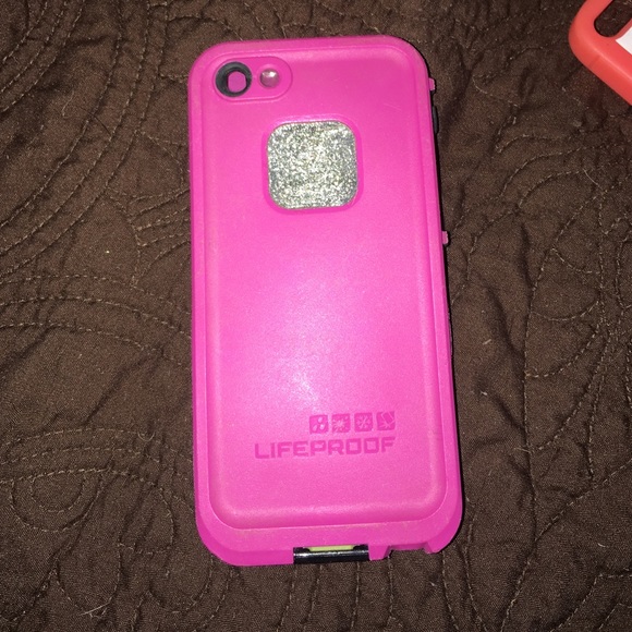Magenta iPhone 5 life proof