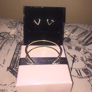Victoria's Secret bangle and earring set