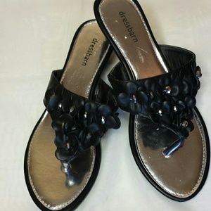 Dressbarn sandals 3d floral w/bling