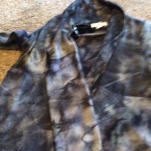 Navy shark bite sweater $10