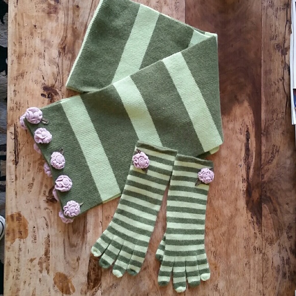 Adorable Matching Scarf and Gloves