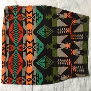 Tribal print mini skirt