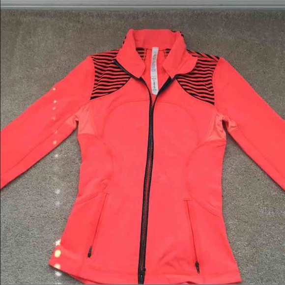 Lululemon Nylon Track Jacket - Picture 3 of 4