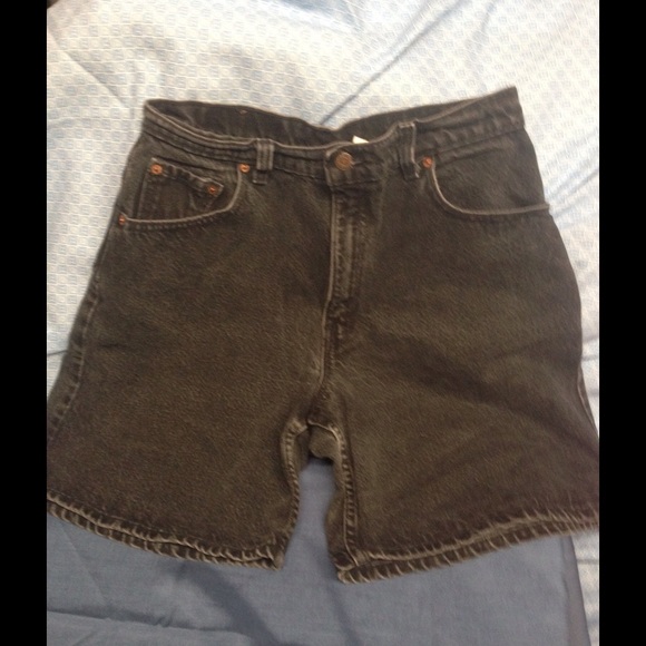Ladies LEVIs shorts
