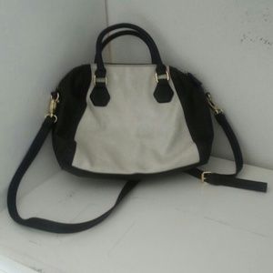 SOLD Contrast faux leather handbag