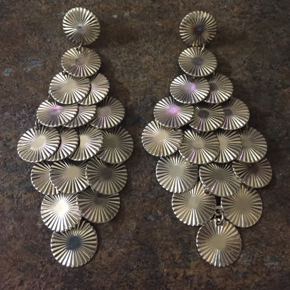 Beautiful Gold Multi-tiered Earrings