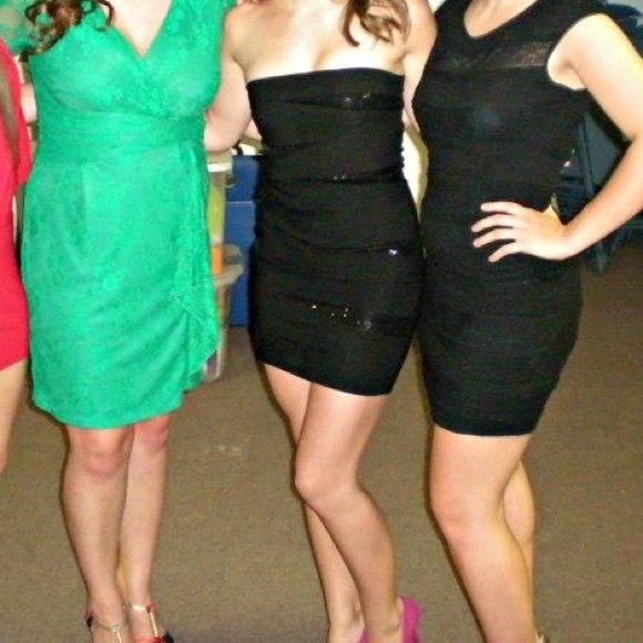 Snap Party Dress - Picture 4 of 4