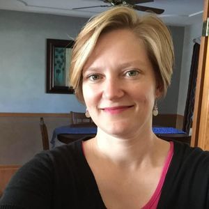 Meet your Posher, Laurie