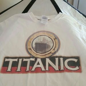 Titanic t-shirt