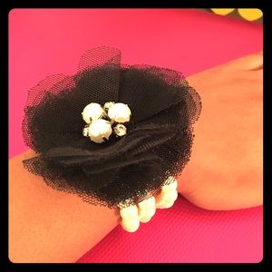 Pearl Bracelet with Flower