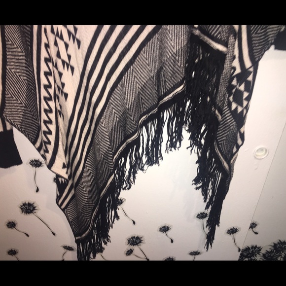 Patterned Cardigan - Picture 2 of 2