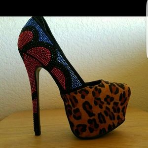 High heels shoes