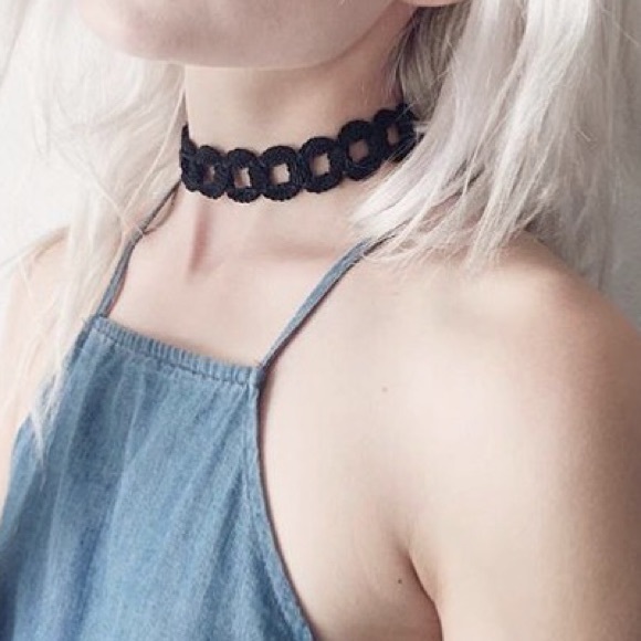 "Jefferson" Braided Chain Choker in Black
