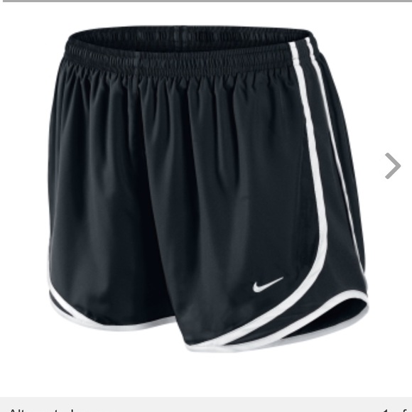 Nike shorts size small