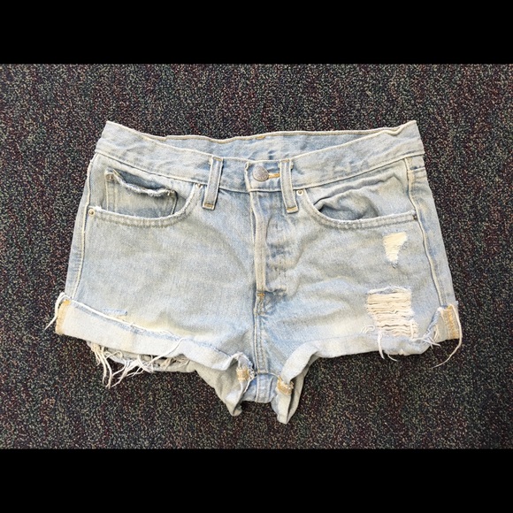 BDG Tom Girl Low-Rise Denim Short