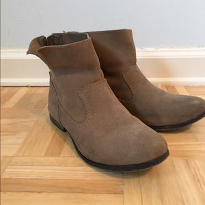 Steve Madden Suede Booties