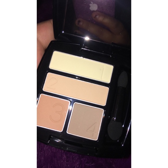 Matte Eyeshadow Quad - Picture 2 of 2