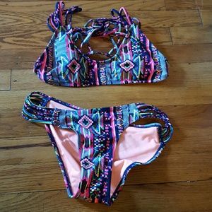 Aztec geo tribal print multi color bikini set sz m